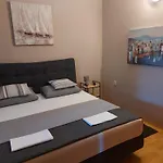 Mia Apartman
